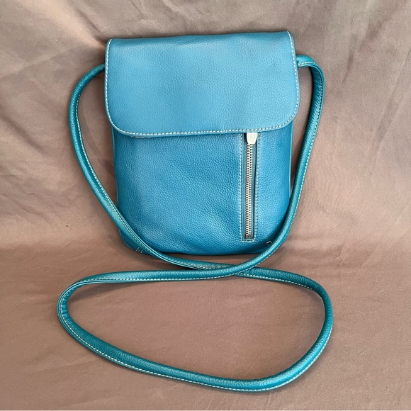 Tignanello TURQUOISE BLUE TEAL Small Pebble Leather Crossbody Flap Bag ~EUC - Picture 2 of 14
